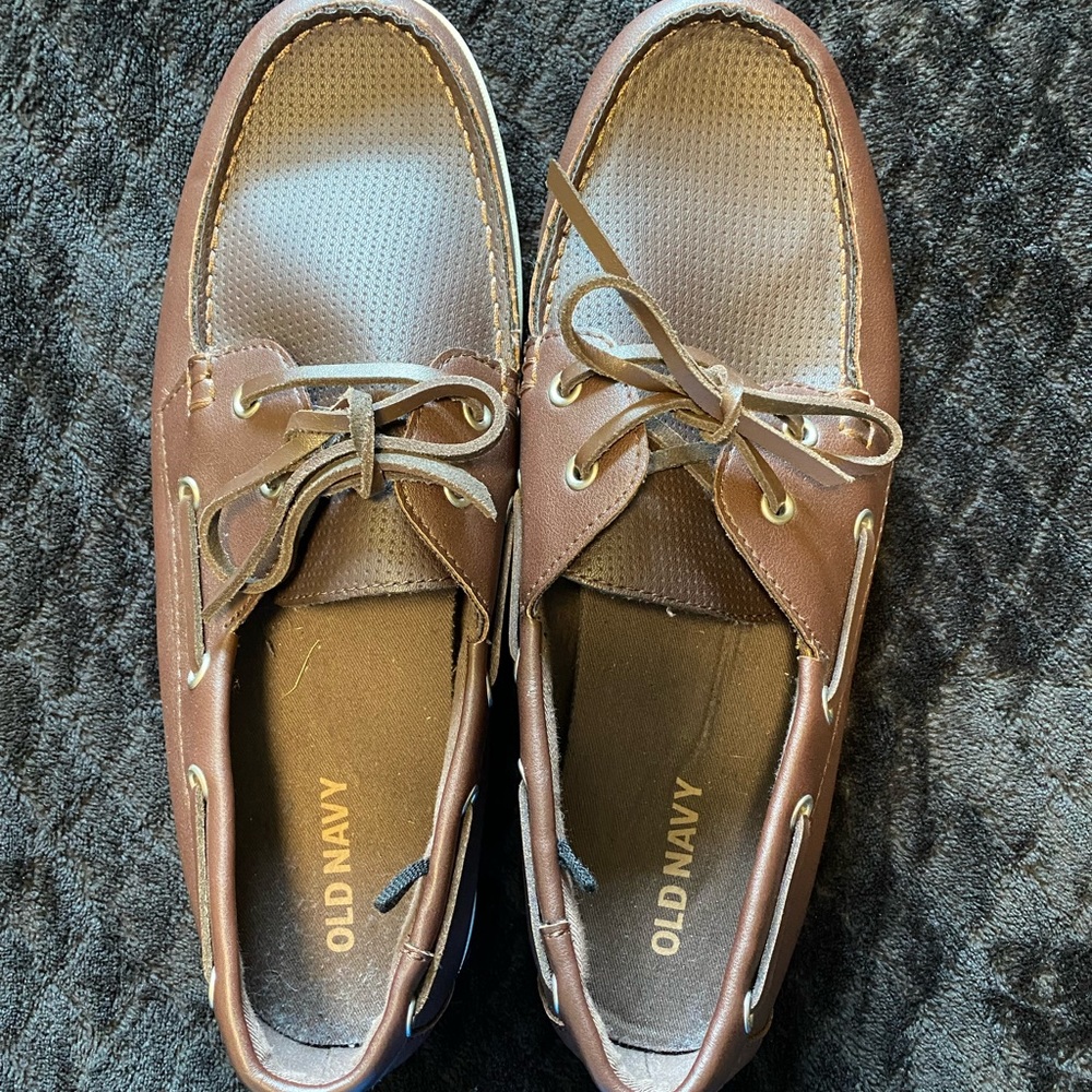 Men’s Shoes size 11